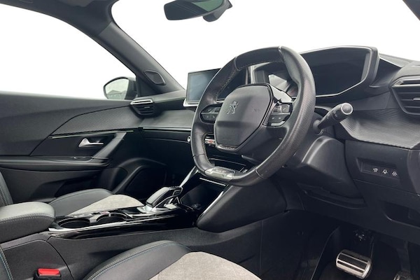 Used Peugeot 2008 2020 for sale - 75685990: Photo 9