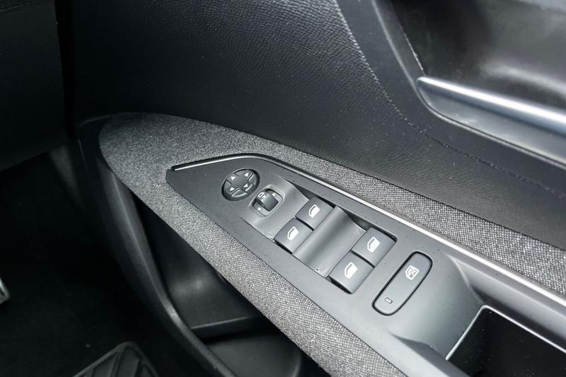 Used Peugeot 3008 2024 for sale - 77117384: Photo 16