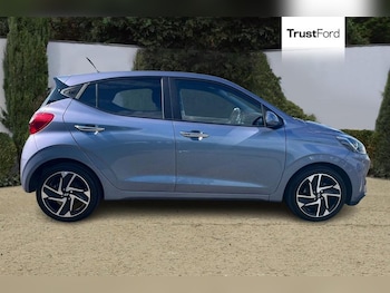 Used Hyundai i10 2024 for sale - 79560246: Photo