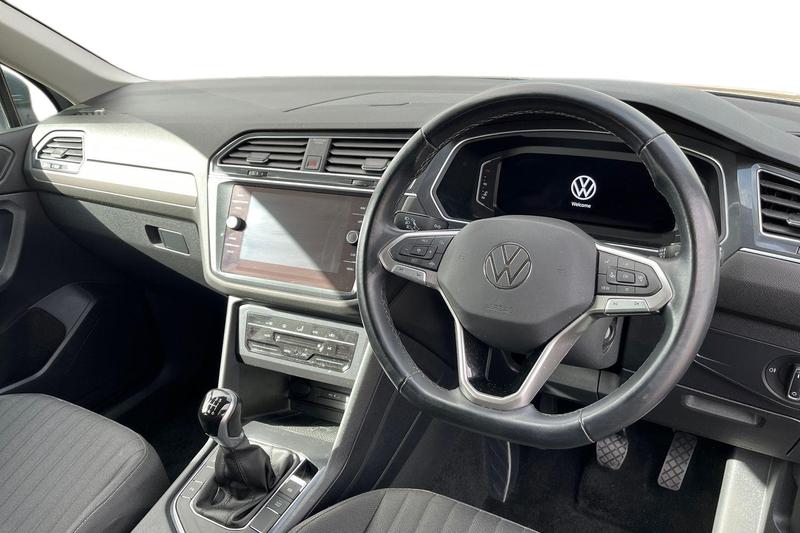 Used Volkswagen Tiguan Allspace 2023 for sale - 77834392: Photo 11