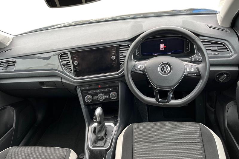 Used Volkswagen T-Roc 2020 for sale - 76255383: Photo 11