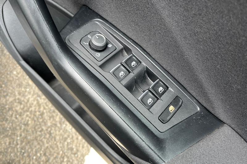 Used Volkswagen T-Roc 2020 for sale - 76255383: Photo 16