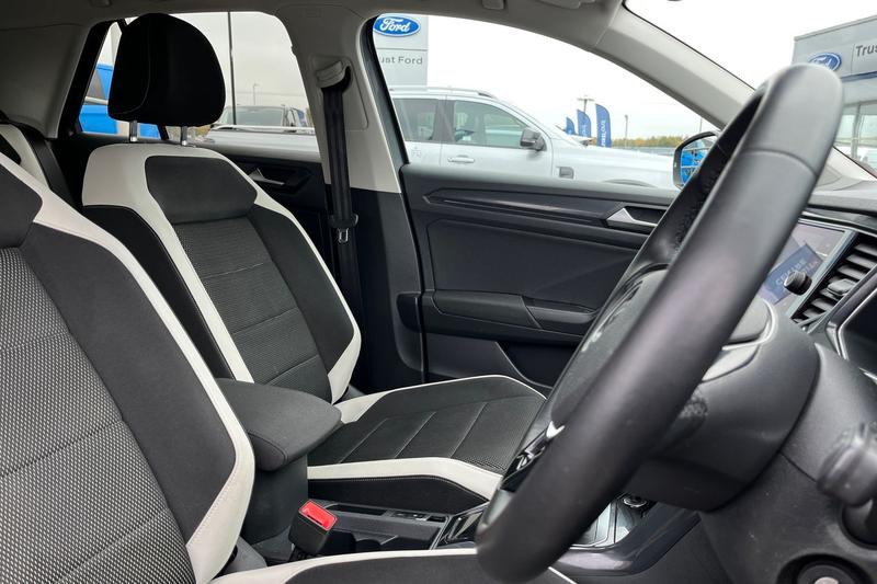 Used Volkswagen T-Roc 2020 for sale - 76255383: Photo 17