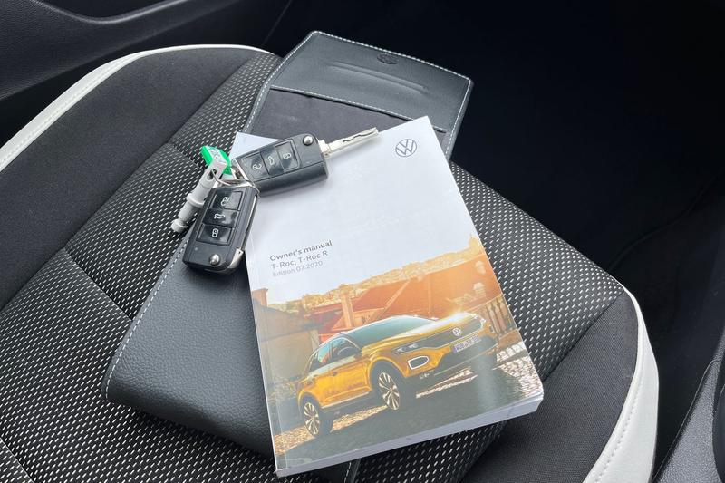 Used Volkswagen T-Roc 2020 for sale - 76255383: Photo 22