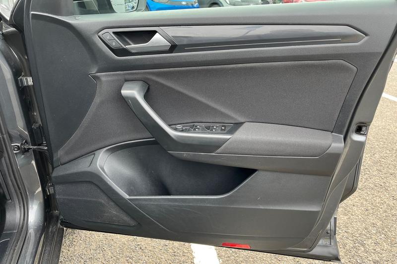 Used Volkswagen T-Roc 2020 for sale - 76255383: Photo 25