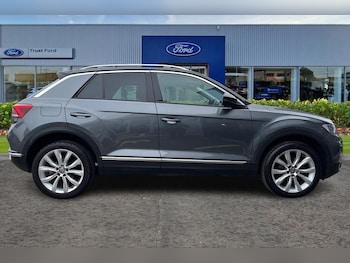 Used Volkswagen T-Roc 2020 for sale - 76255383: Photo 3