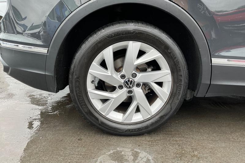 Used Volkswagen Tiguan for sale - 77855060: Photo 8