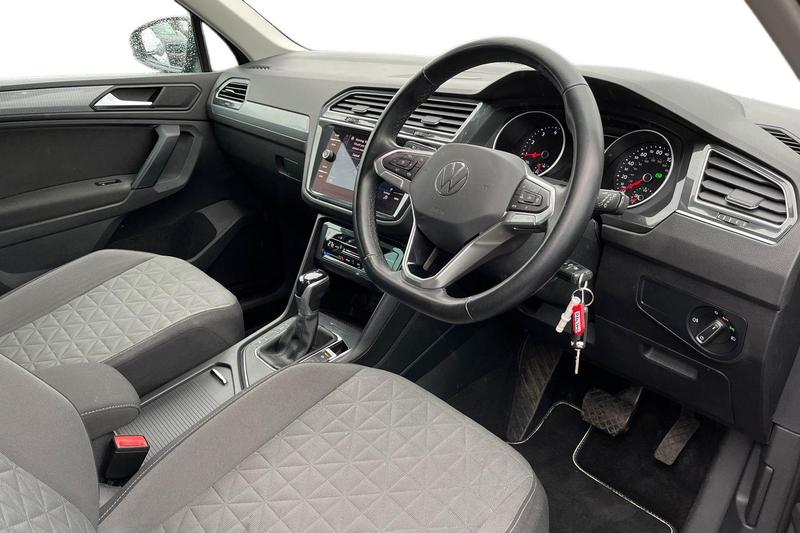 Used Volkswagen Tiguan for sale - 77855060: Photo 9