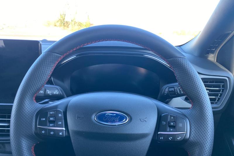 Used Ford Focus 2023 for sale - 77804481: Photo 12