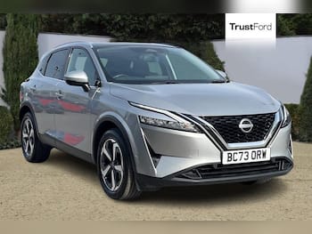 Used Nissan Qashqai 2024 for sale - 79748392: Photo