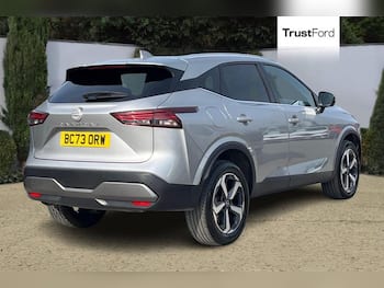 Used Nissan Qashqai 2024 for sale - 79748392: Photo