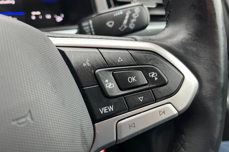 Used Volkswagen T-Roc for sale - 77763640: Photo 26