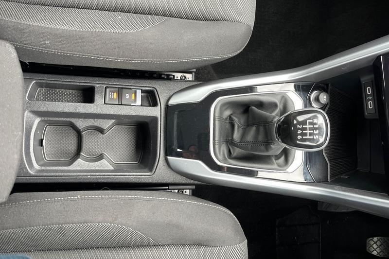 Used Volkswagen T-Roc for sale - 77763640: Photo 29