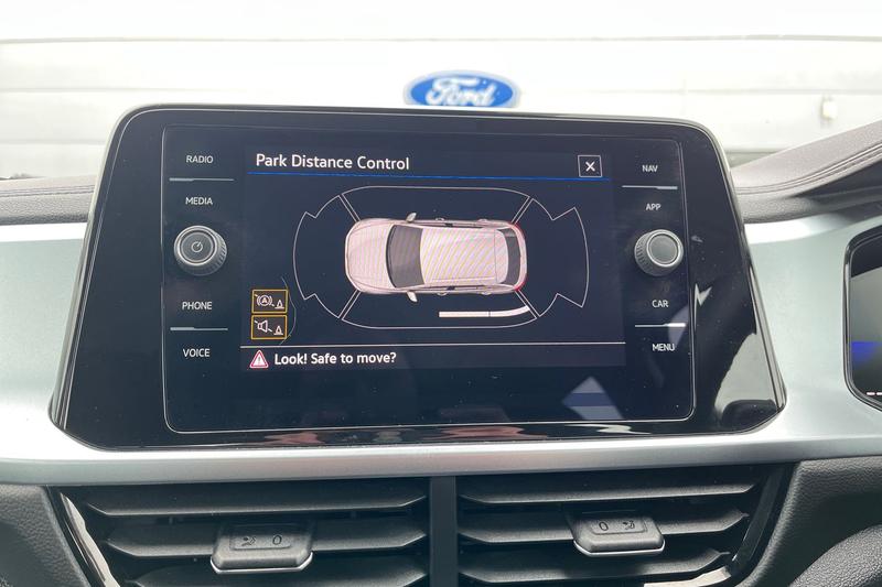 Used Volkswagen T-Roc for sale - 77763640: Photo 32