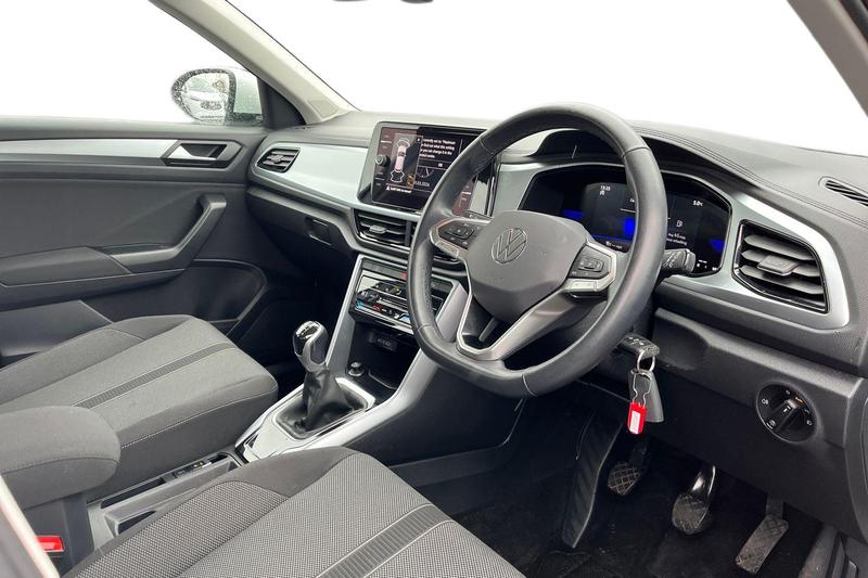 Used Volkswagen T-Roc for sale - 77763640: Photo 9