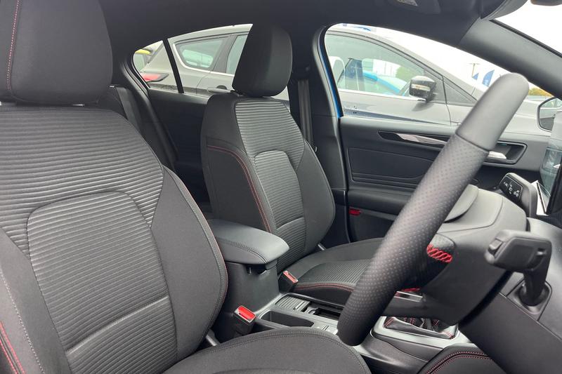 Used Ford Focus 2025 for sale - 76480392: Photo 17