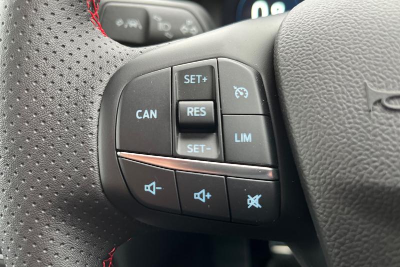 Used Ford Focus 2025 for sale - 76480392: Photo 29