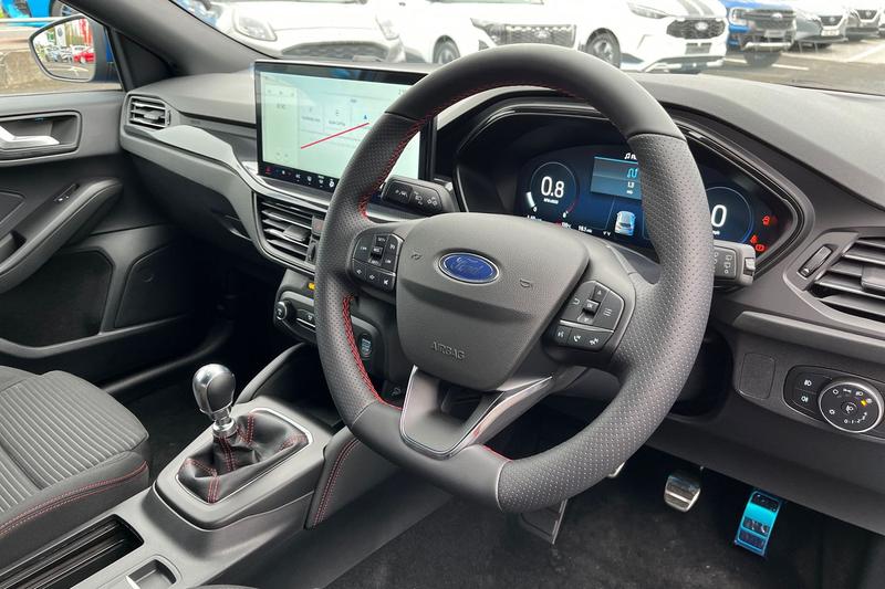 Used Ford Focus 2025 for sale - 76480392: Photo 37