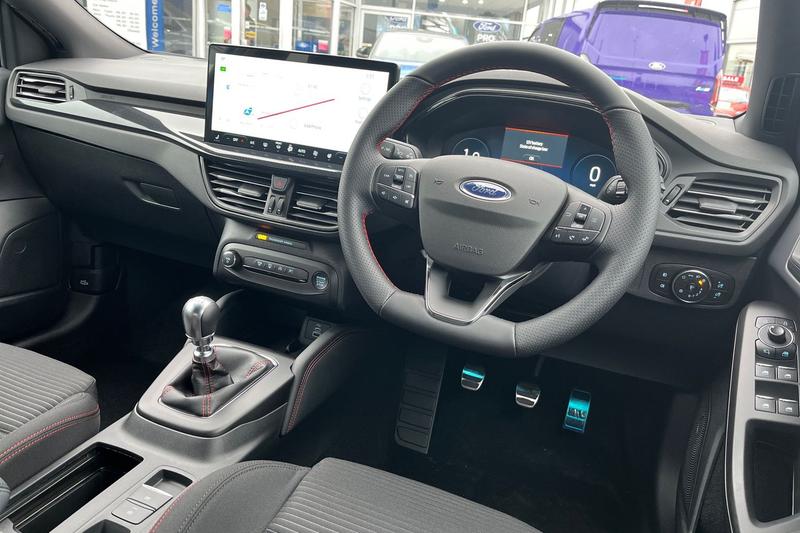 Used Ford Focus 2025 for sale - 76480392: Photo 9