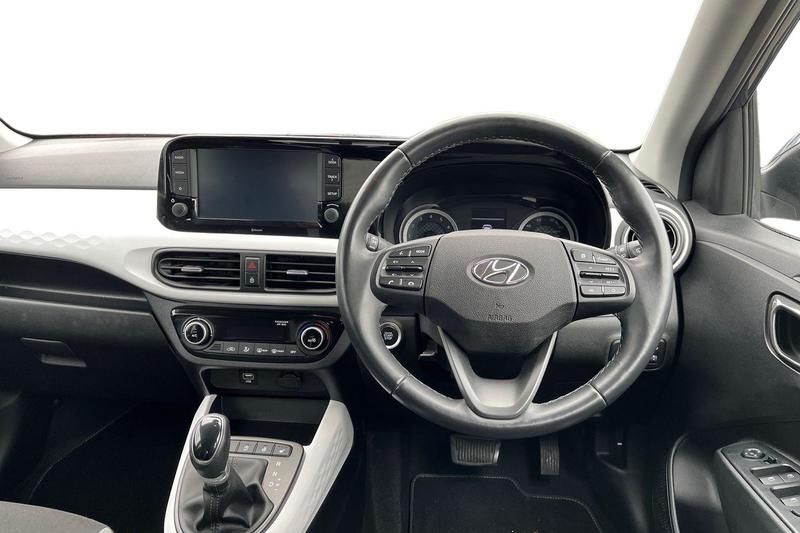 Used Hyundai i10 2023 for sale - 77641415: Photo 11