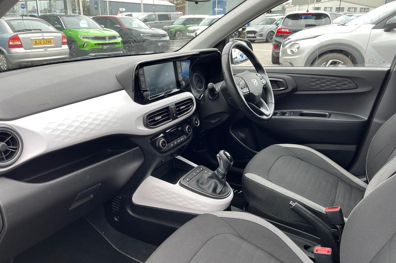 Used Hyundai i10 2023 for sale - 77641415: Photo 18