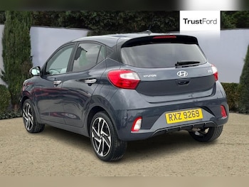 Used Hyundai i10 2023 for sale - 77641415: Photo