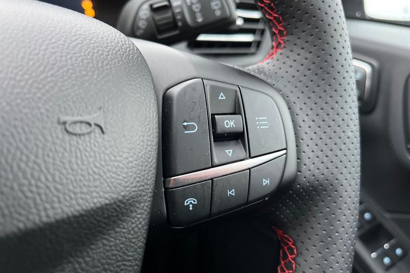 Used Ford Kuga 2025 for sale - 77599670: Photo 32