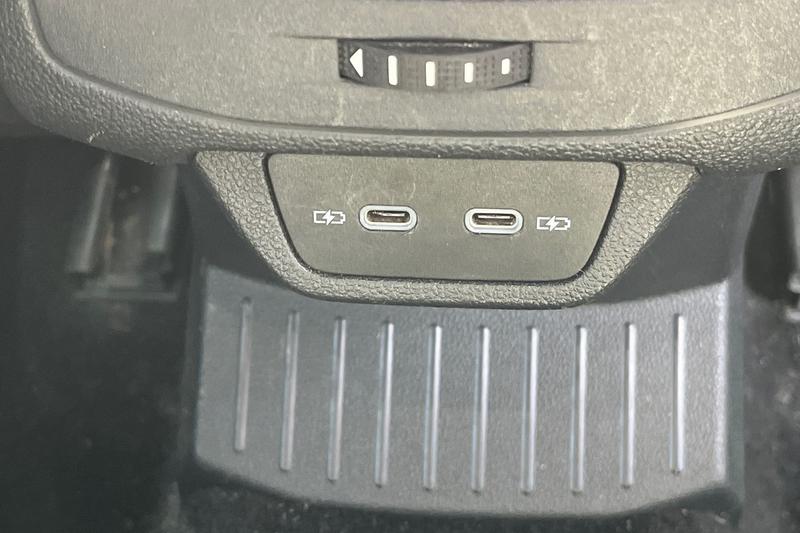 Used Volkswagen T-Roc 2021 for sale - 77840811: Photo 24