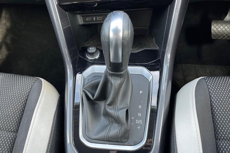 Used Volkswagen T-Roc 2021 for sale - 77840811: Photo 30