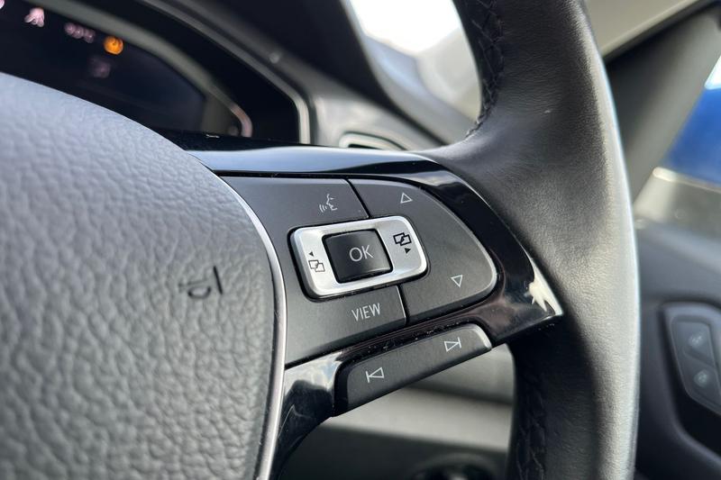 Used Volkswagen T-Roc 2021 for sale - 77840811: Photo 33