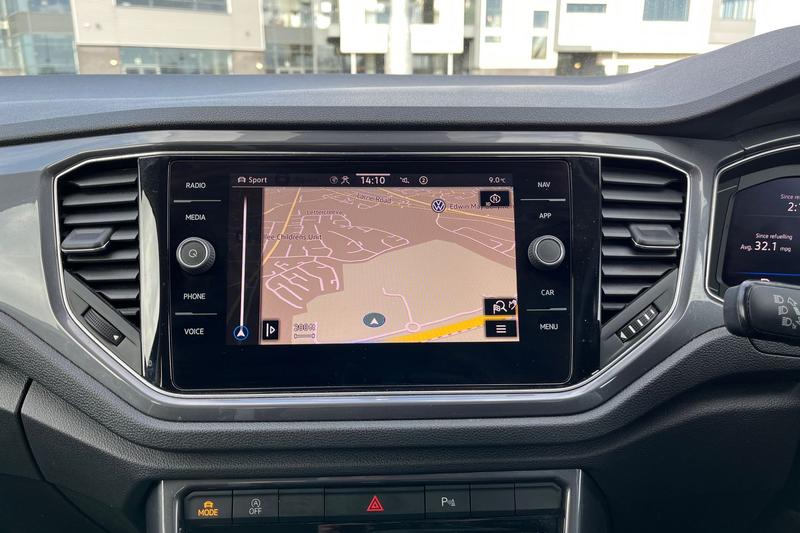 Used Volkswagen T-Roc 2021 for sale - 77840811: Photo 36