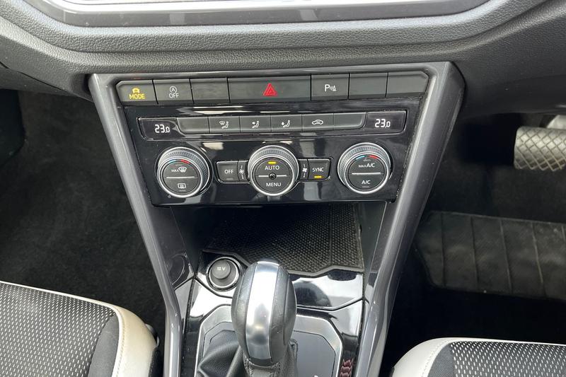 Used Volkswagen T-Roc 2021 for sale - 77840811: Photo 37