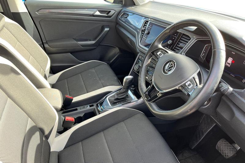 Used Volkswagen T-Roc 2021 for sale - 77840811: Photo 9