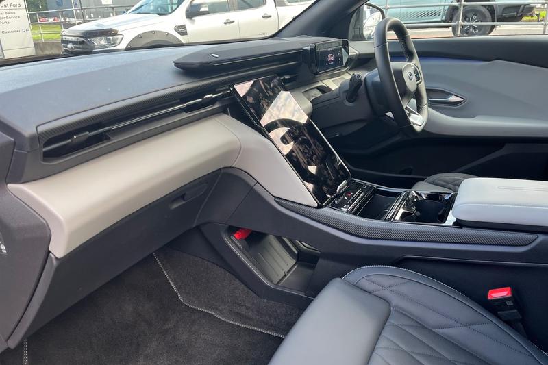 Used Ford Explorer 2025 for sale - 76494585: Photo 18