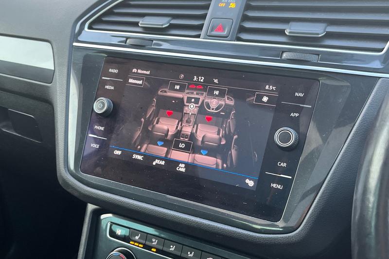 Used Volkswagen Tiguan 2020 for sale - 77529208: Photo 25