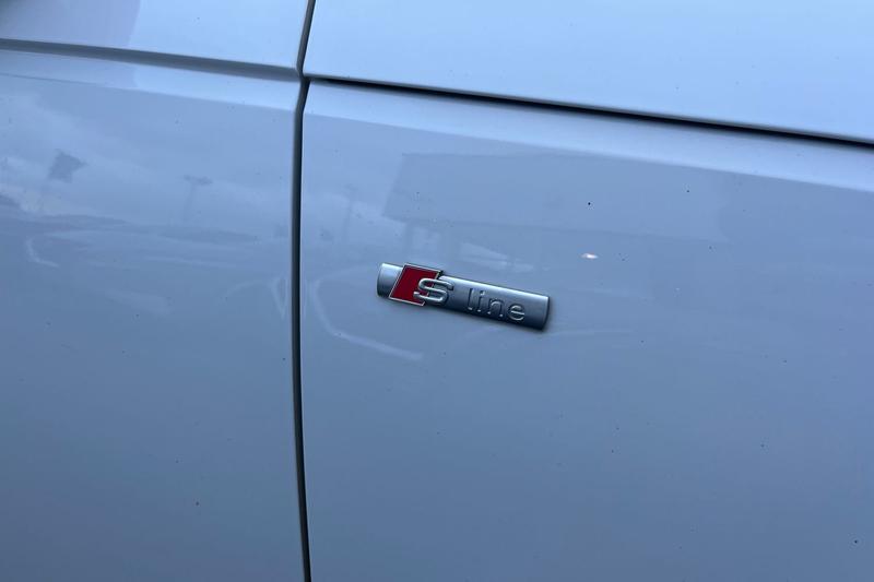 Used Audi A4 2017 for sale - 77372408: Photo 27