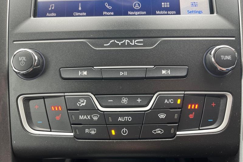 Used Ford Mondeo 2021 for sale - 76762091: Photo 28