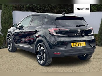 Used Renault Captur 2024 for sale - 79512383: Photo