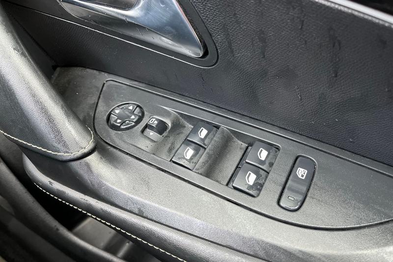 Used Peugeot 2008 2020 for sale - 77354474: Photo 16