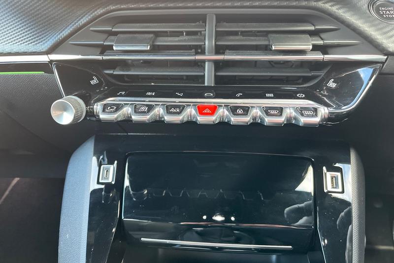 Used Peugeot 2008 2020 for sale - 77354474: Photo 29