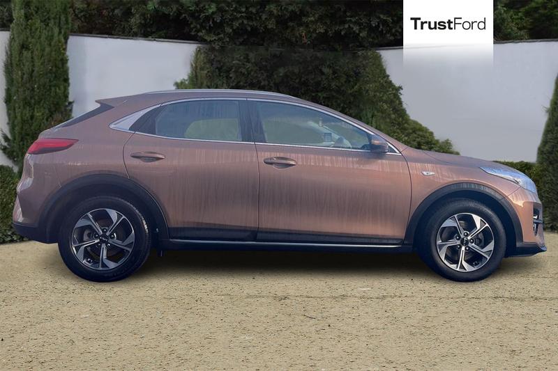 Used Kia XCeed 2022 for sale - 78105856: Photo 3