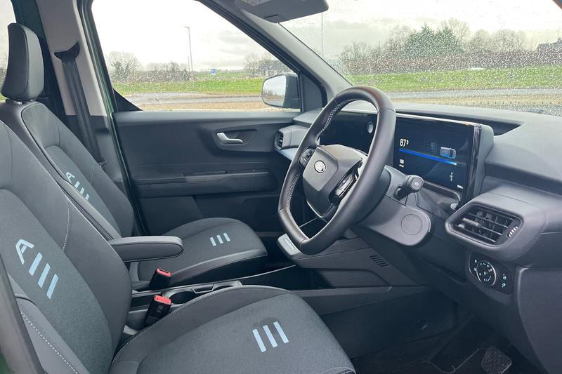 Used Ford E-Tourneo Custom 2025 for sale - 77951273: Photo 17