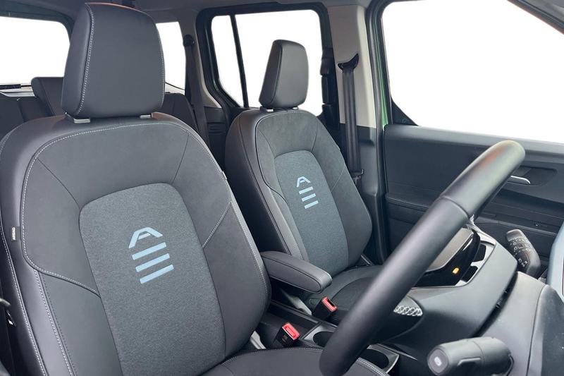 Used Ford E-Tourneo Custom 2025 for sale - 77951273: Photo 9