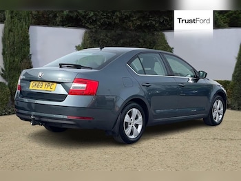 Used Skoda Octavia 2019 for sale - 78817875: Photo