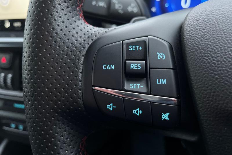 Used Ford Focus 2023 for sale - 77427198: Photo 26