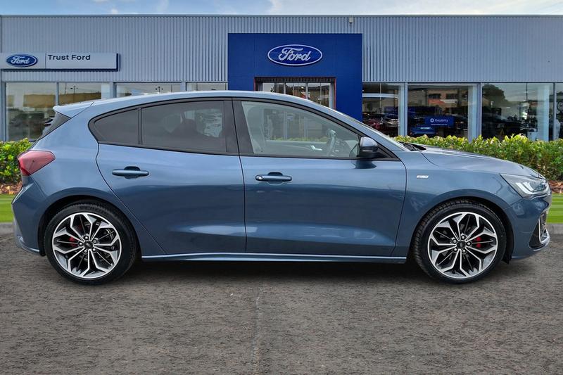 Used Ford Focus 2023 for sale - 77427198: Photo 3