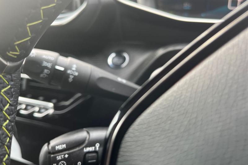 Used Peugeot 2008 2022 for sale - 77888339: Photo 14