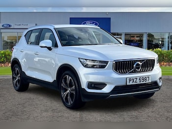 Volvo - XC40