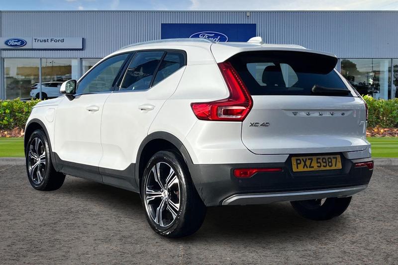 Used Volvo XC40 2021 for sale - 76076677: Photo 2