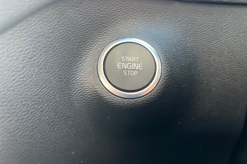 Used Volvo XC40 2021 for sale - 76076677: Photo 24